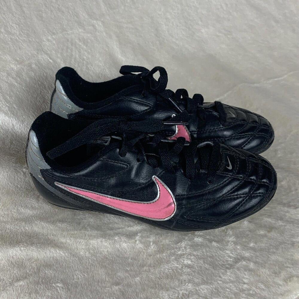 Nike Youth Premier 3 Chaser Soccer Cleats 442126-060 Size 12C Shoes Black & Pink